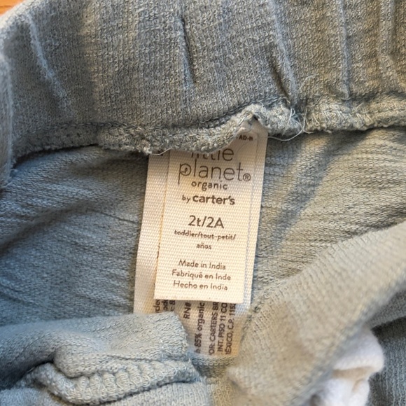 Two boys 2T sets - Picture 5 of 7